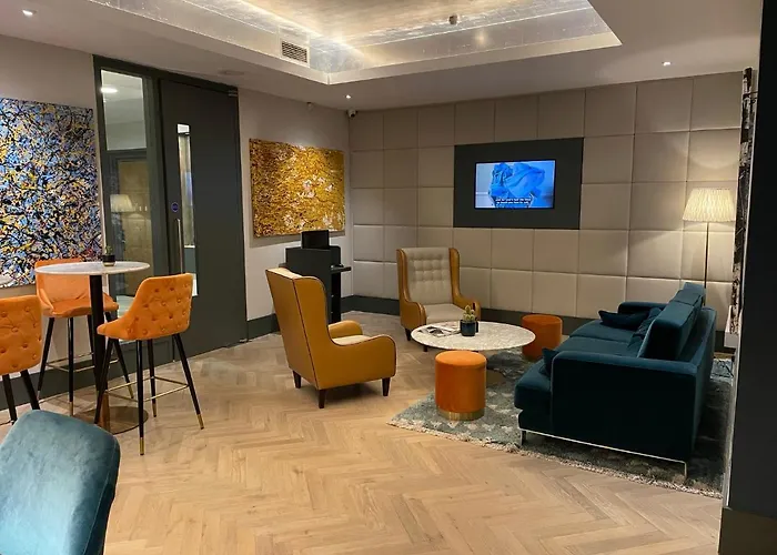 Hotel 55